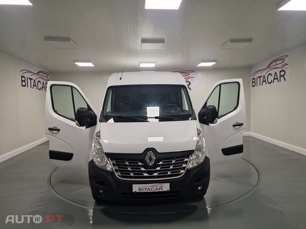 Renault Master L2H2 3.5T 2.3 DCI 130CV IVA DEDUTIVEL