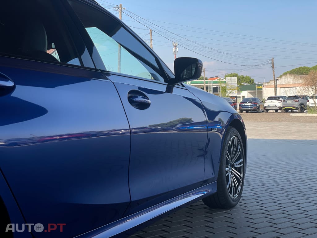 BMW 330 e Touring Pack M Auto