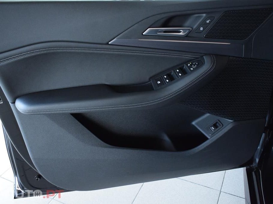 BMW 218 d Pack M Auto