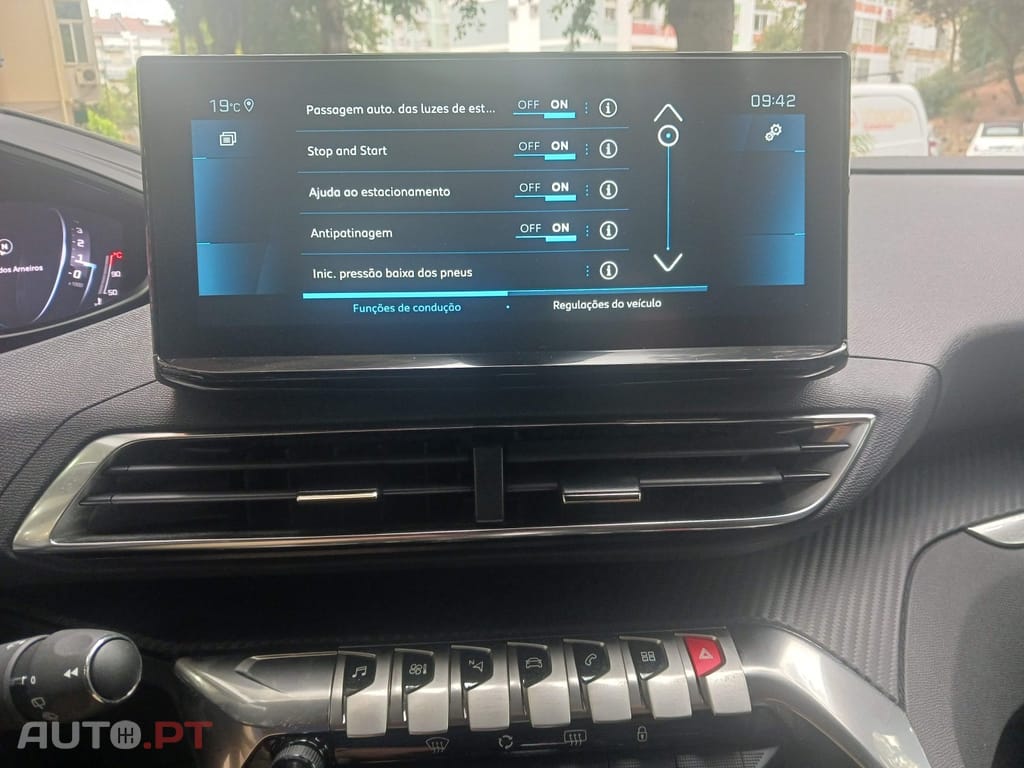 Peugeot 5008 1.5 BlueHDi Allure Pack EAT8