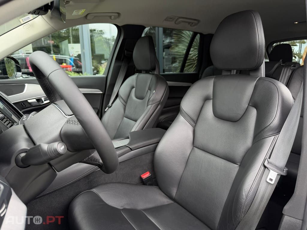 Volvo XC90 2.0 T8 PHEV Inscription Expression AWD