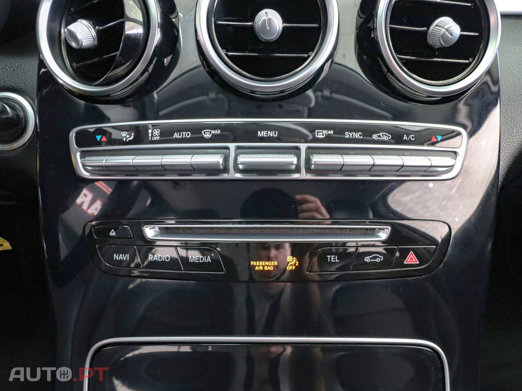 Mercedes-Benz C 300 BlueTEC Hybrid Avantgarde