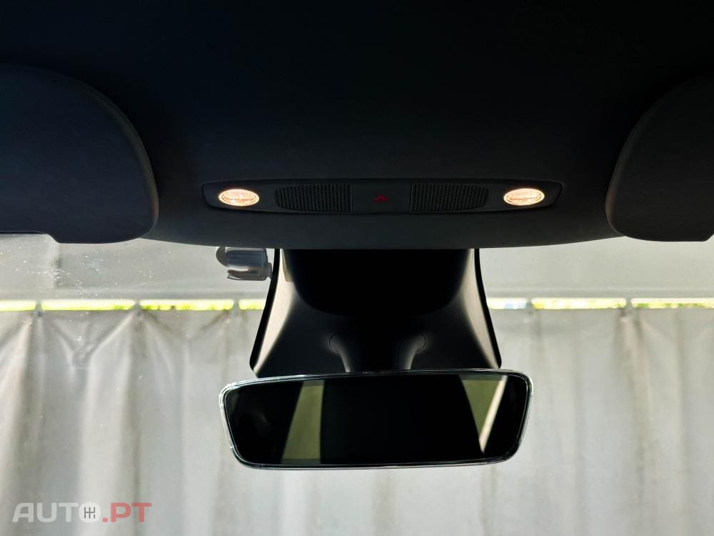 Tesla Model Y Long Range Dual Motor AWD
