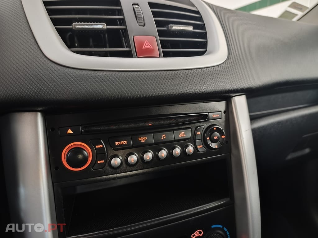 Peugeot 207 1.4 16V Active