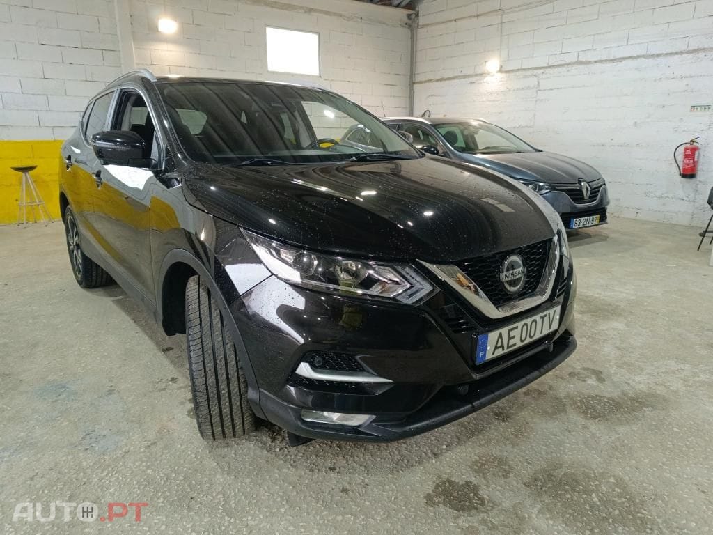Nissan Qashqai 1.3 DIG-T N-Connecta J18