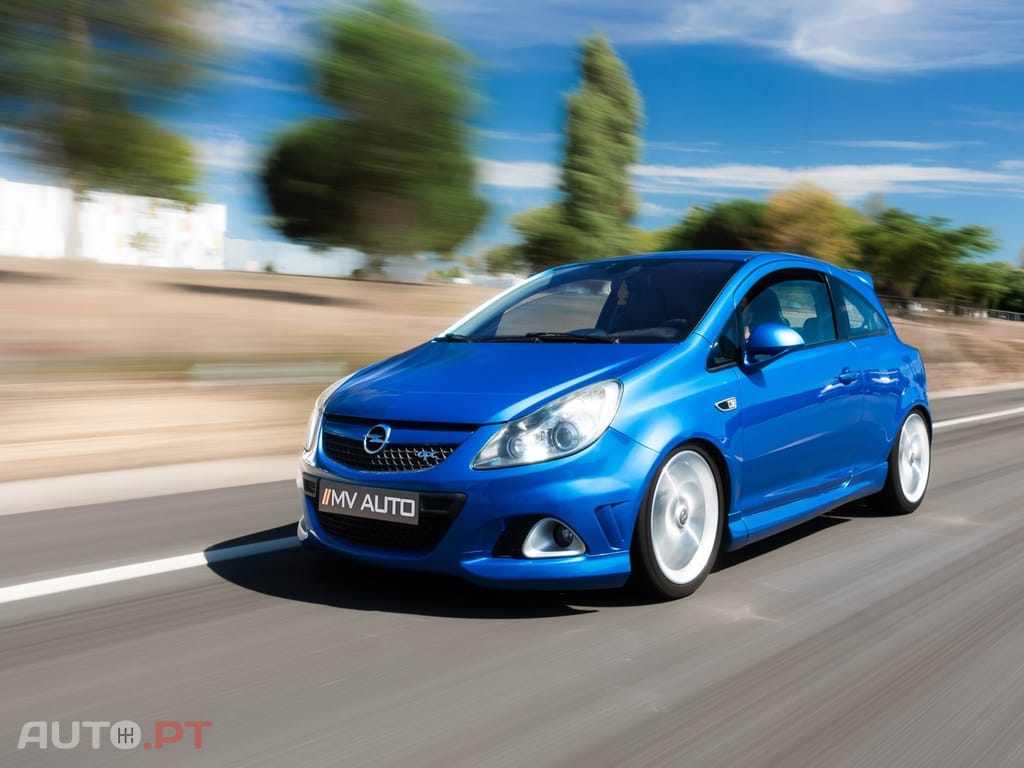 Opel Corsa 1.6 Turbo OPC