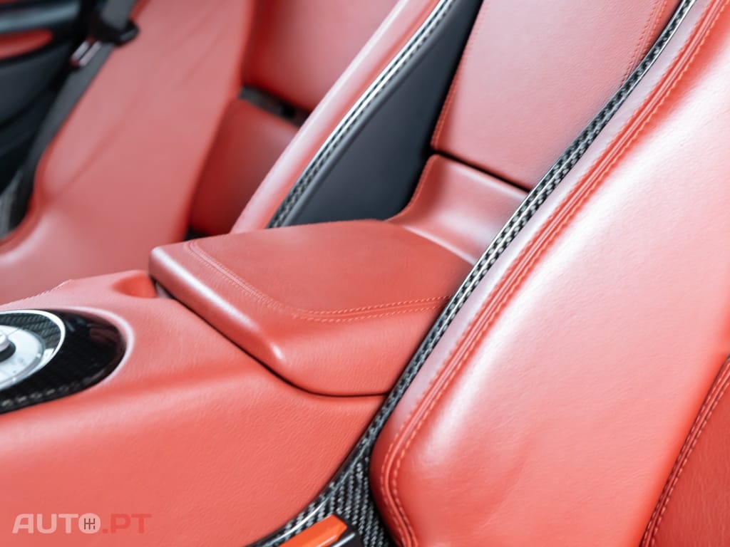 Mercedes-Benz SLR Coupe