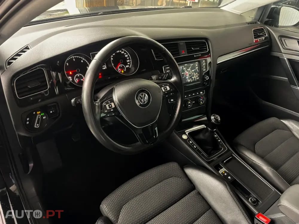 Volkswagen Golf Variant 1.6 TDi GPS Edition — fotografia 29