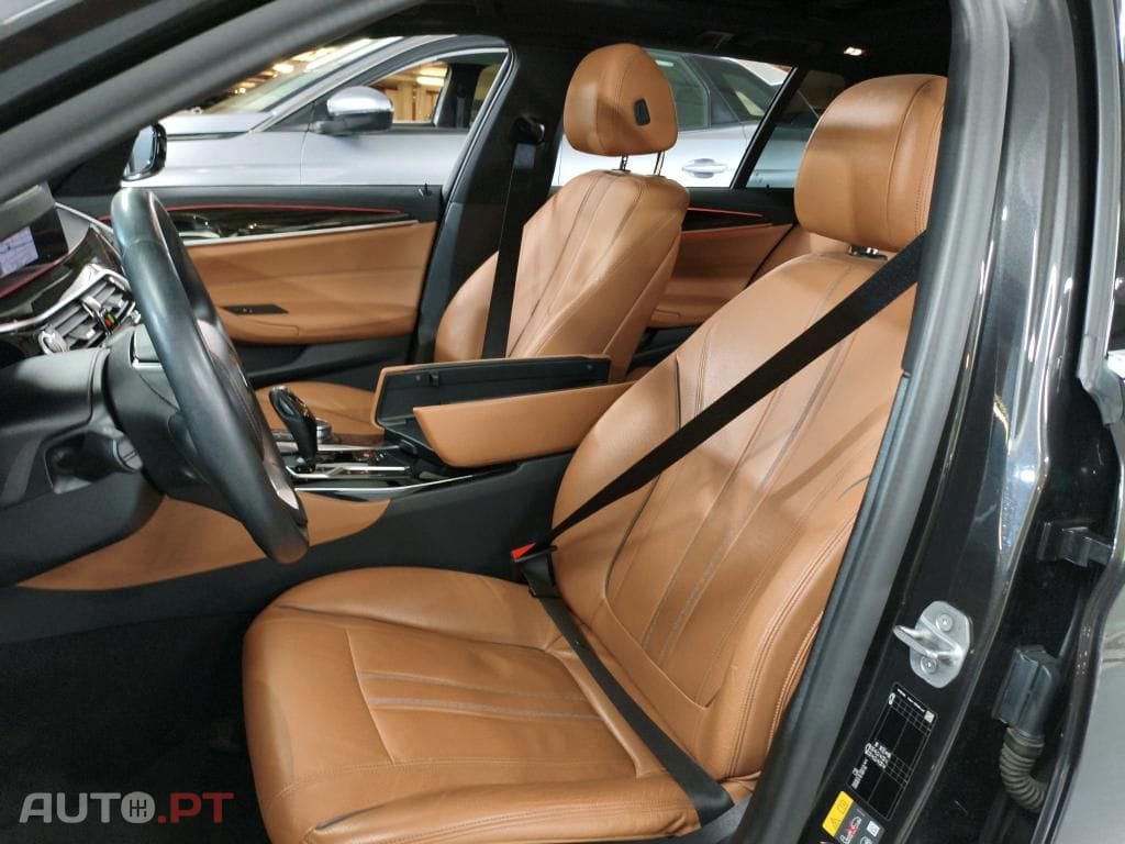 BMW 530 e Line Luxury