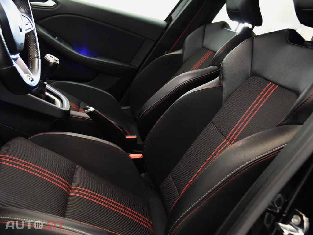 Renault Clio 1.0 TCe RS Line