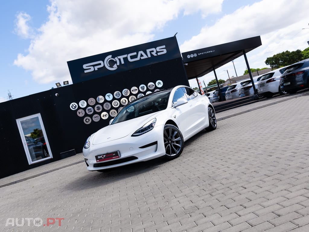 Tesla Model 3 Standard RWD