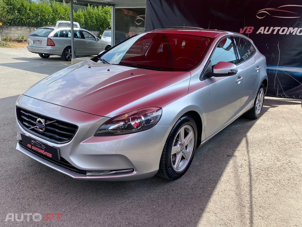 Volvo V40 1.6 D2 Momentum