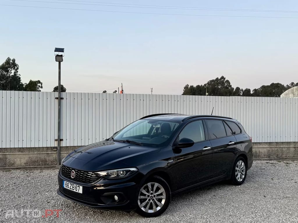 Fiat Tipo 1.3 M-Jet Lounge Tech