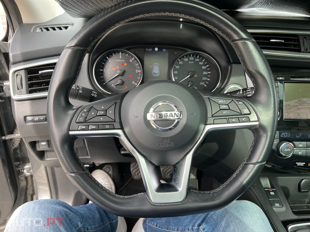 Nissan Qashqai Connecta JLL 18