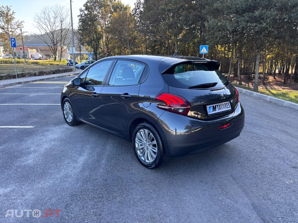 Peugeot 208 1.6 BlueHDi Allure