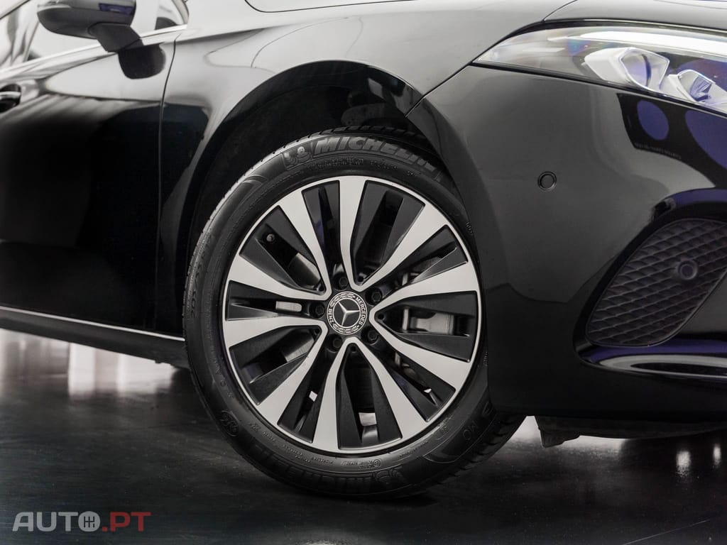 Mercedes-Benz A 250 e Style Plus