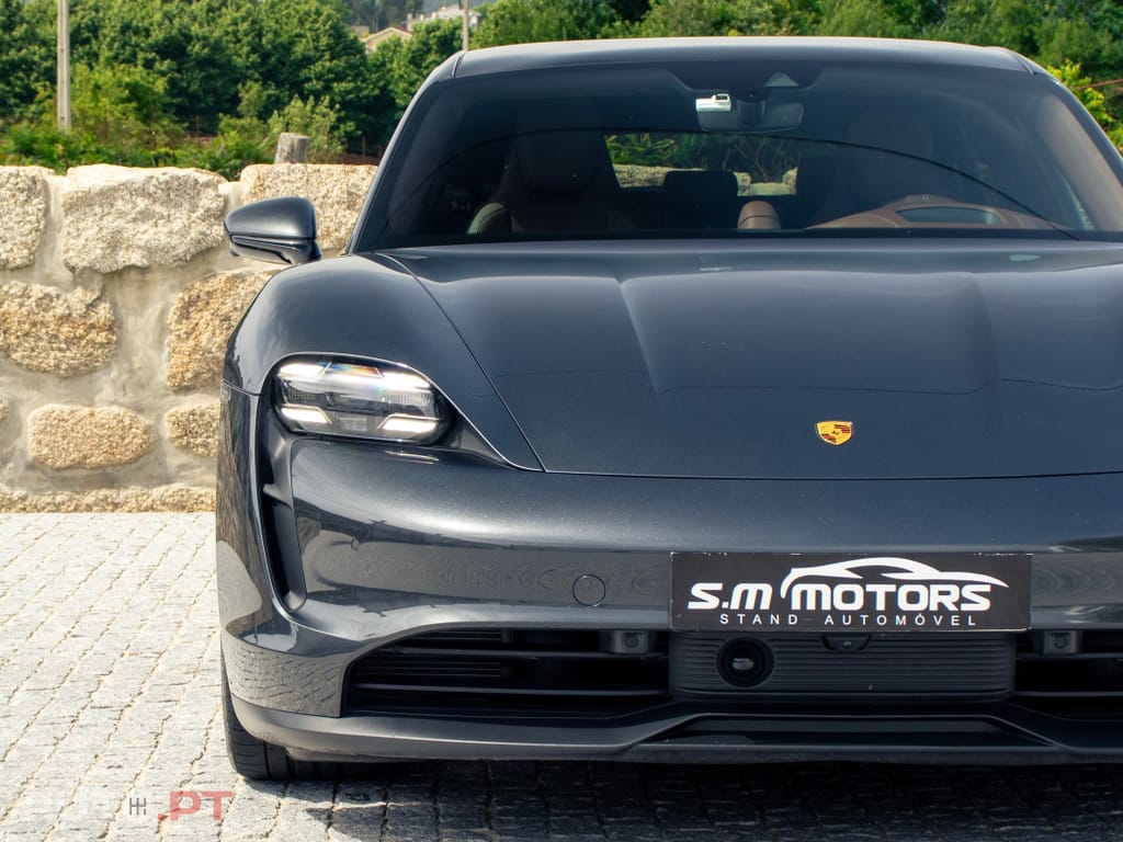 Porsche Taycan 4S Black Edition