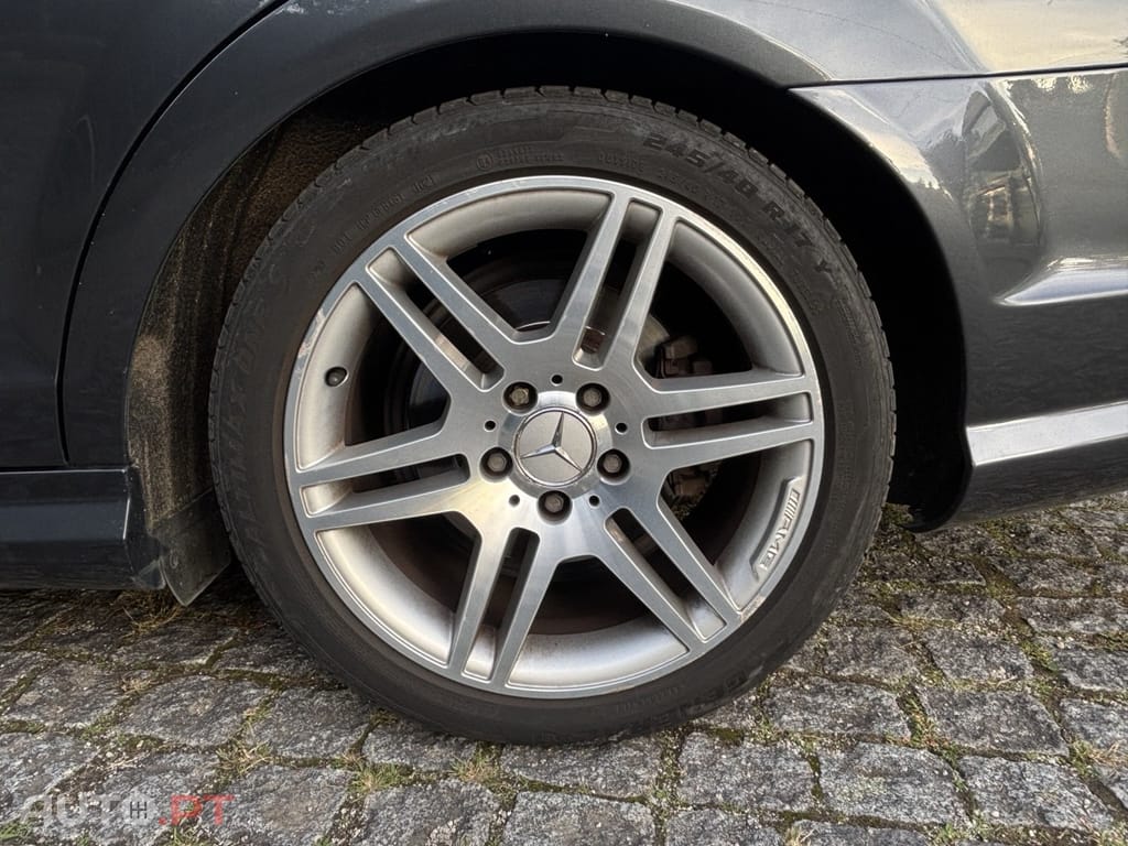 Mercedes-Benz C 220 AMG