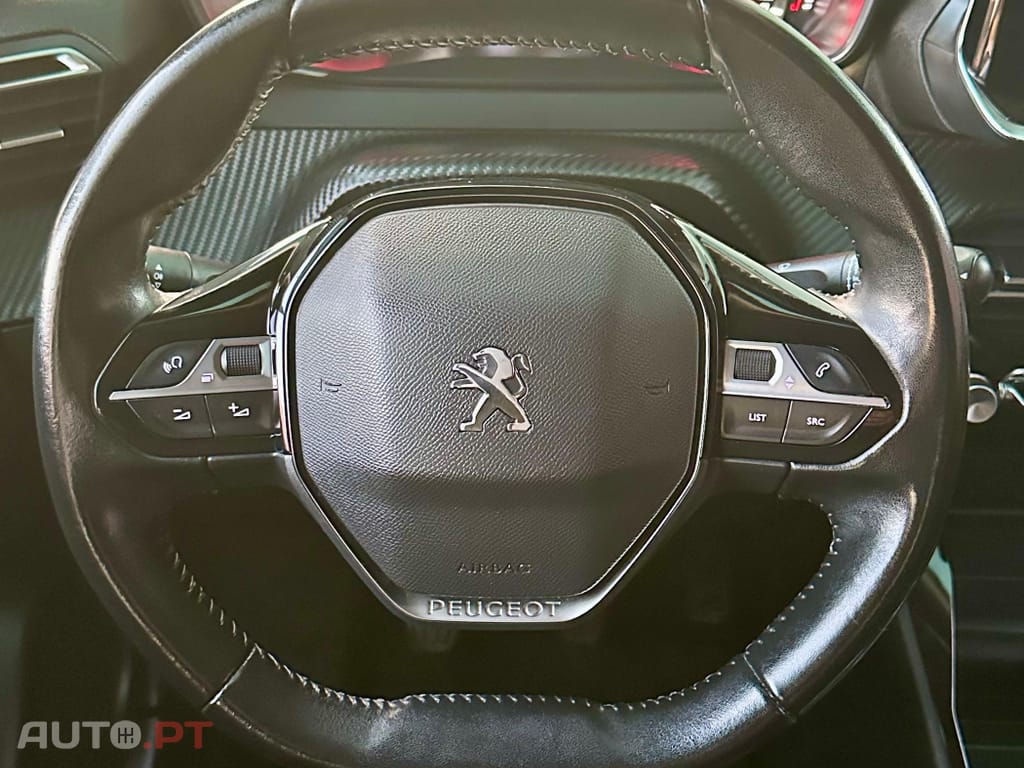 Peugeot 2008 1.2 PureTech Active Pack