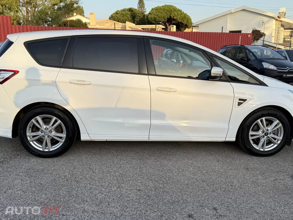 Ford S-Max 2.0 TDCi Titanium