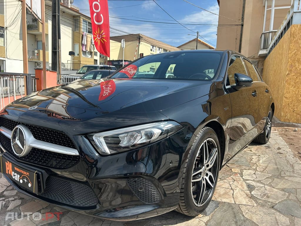 Mercedes-Benz A 250 e Style Plus Hibride Plug-In