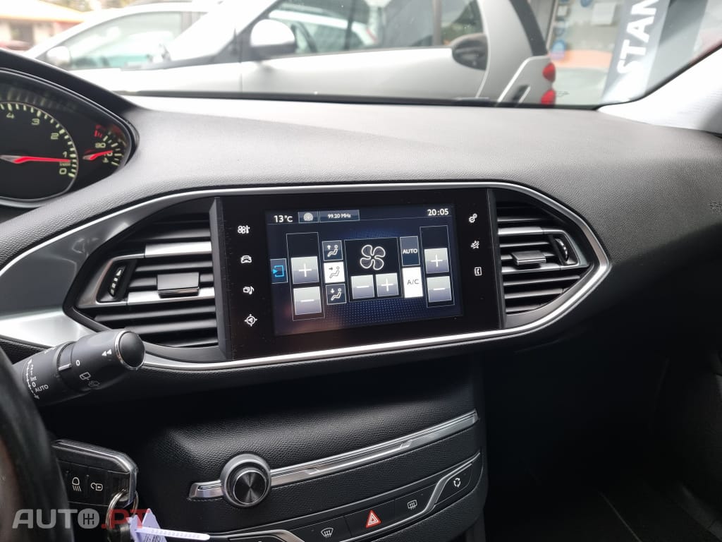 Peugeot 308 1.2 PureTech Access