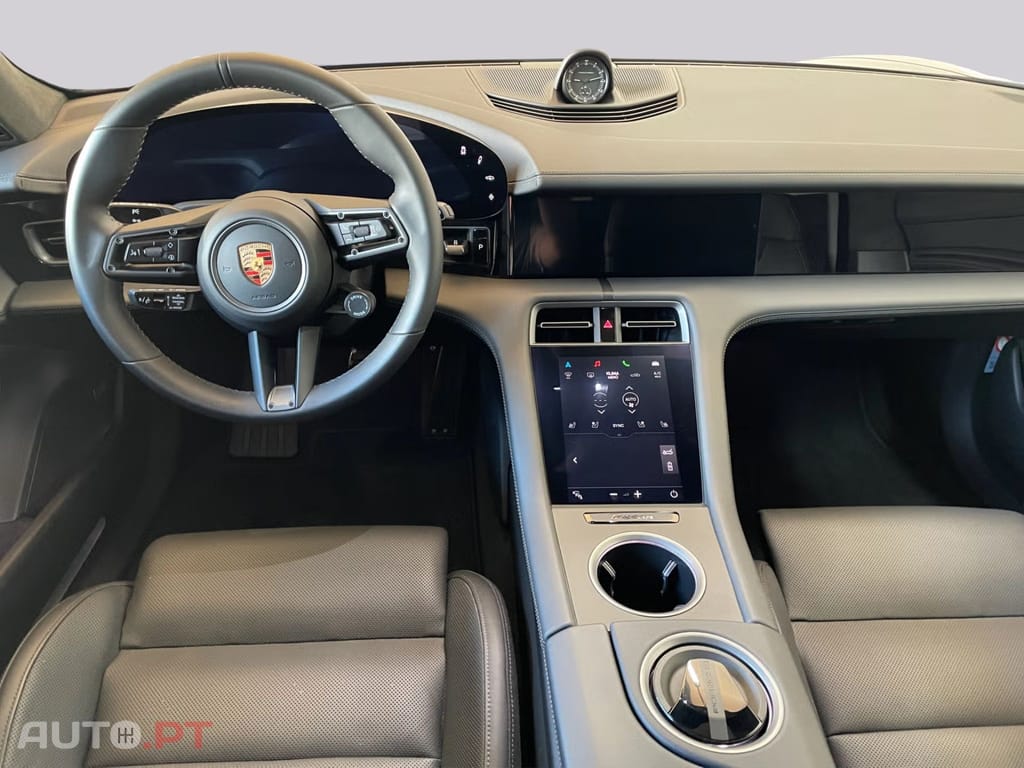 Porsche Taycan Turbo