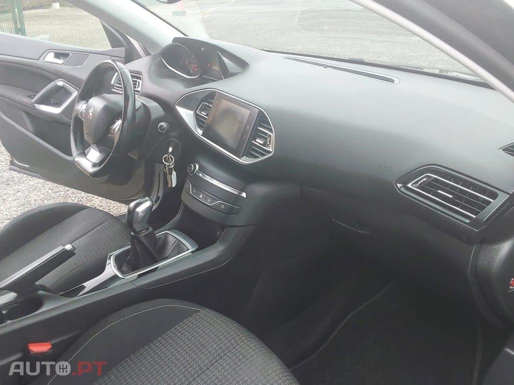 Peugeot 308 SW 1.6 BlueHDi Allure