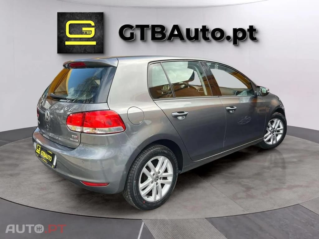 Volkswagen Golf 1.6 TDI CONFORTLINE
