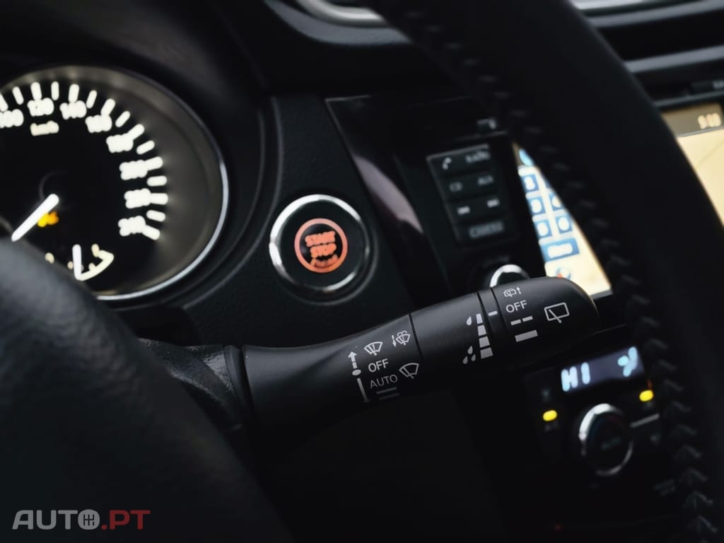 Nissan Qashqai 1.5 dCi N-Connecta RS+PS