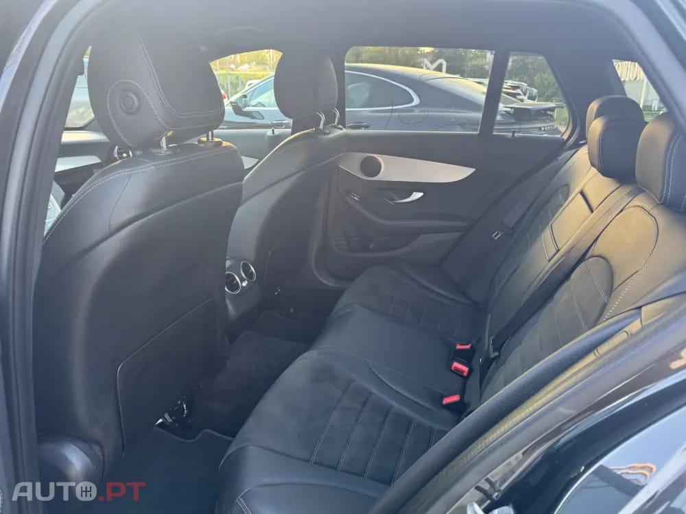 Mercedes-Benz C 300 de AMG Line