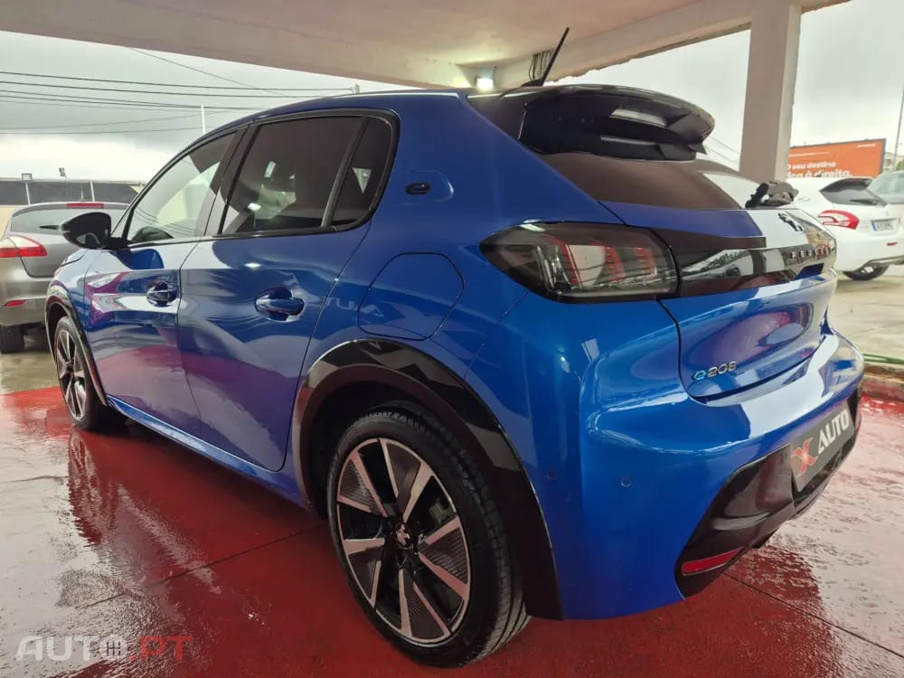 Peugeot E-208 50 kWh GT Line