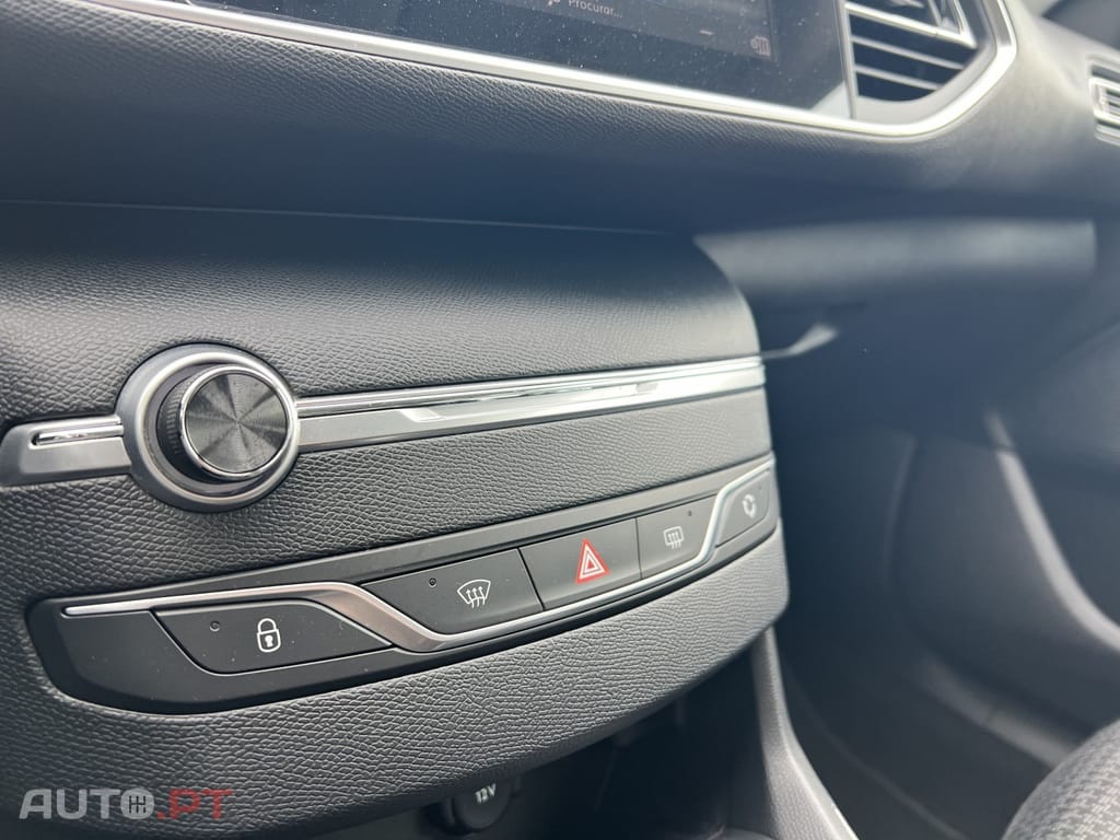 Peugeot 308 SW 1.5 BlueHDi Allure EAT8