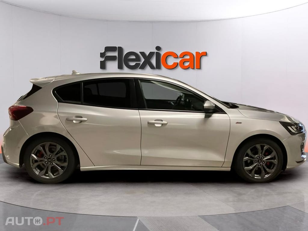 Ford Focus 1.0 EcoBoost MHEV ST-Line X
