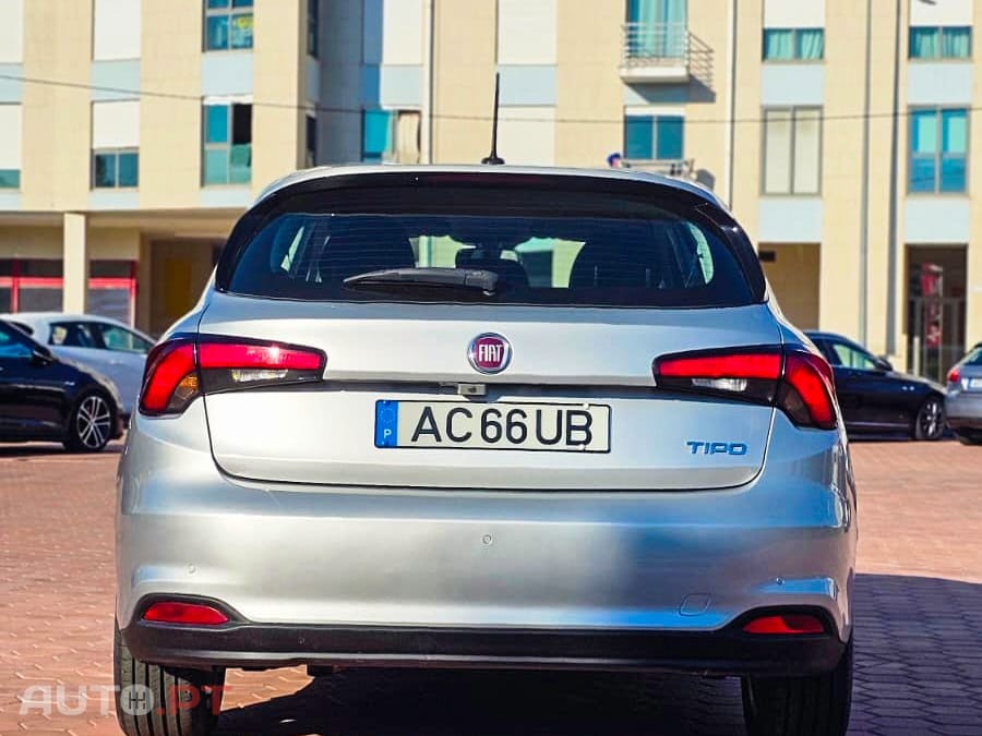 Fiat Tipo 1.3 M-Jet Lounge Tech J17