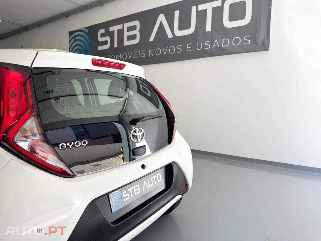 Toyota Aygo 1.0 X-Play Plus