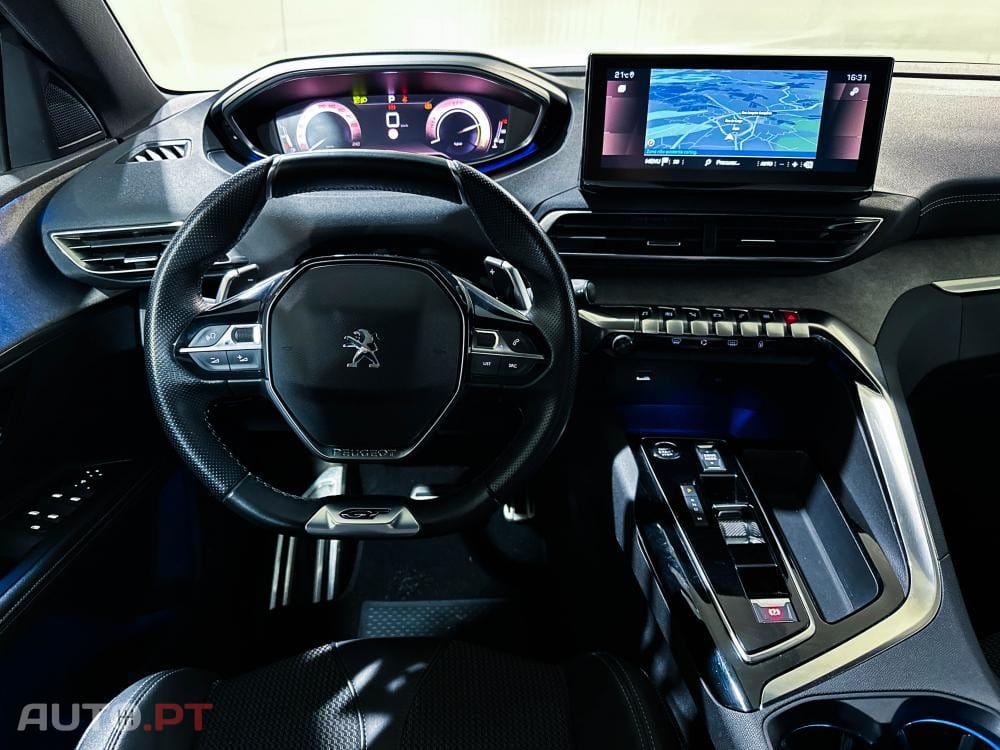 Peugeot 5008 Hybrid 136 e-DSC GT