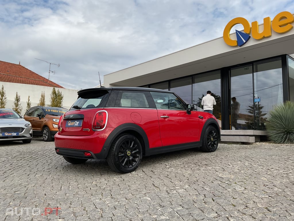 MINI Cooper Cooper SE