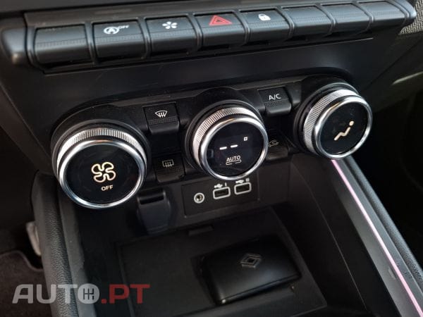 Renault Clio TCe 100 Bi-Fuel Techno