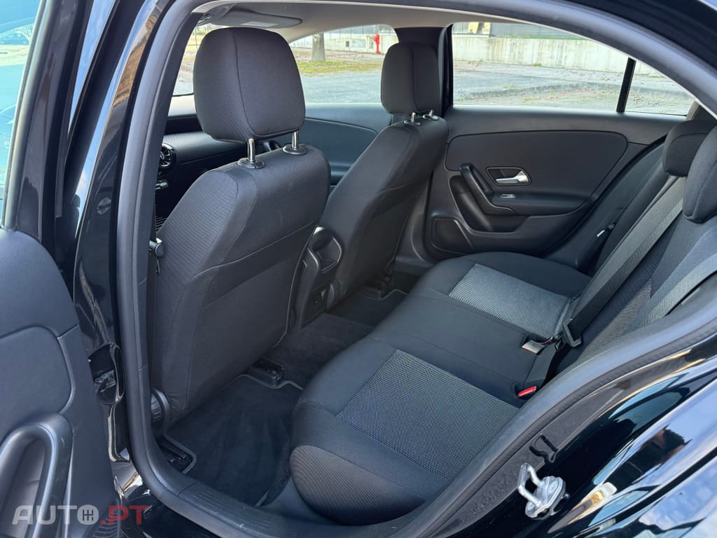 Mercedes-Benz A 180 d 8G-DCT Progressive