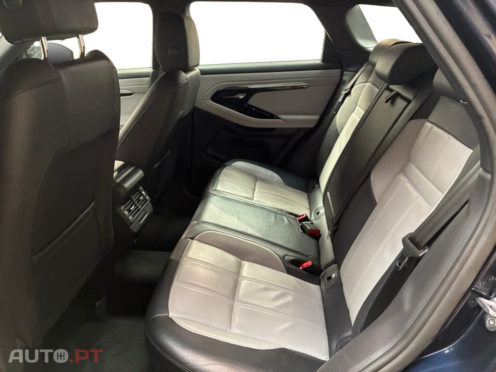 Land Rover Evoque 1.5 P300e AWD R-Dynamic S Auto