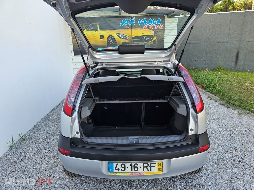 Opel Corsa 1.2 16V Confort