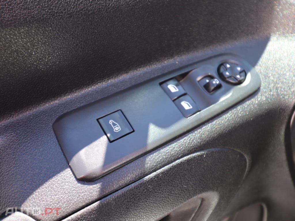 Peugeot Partner 1.5 BlueHDi Asphalt Longa