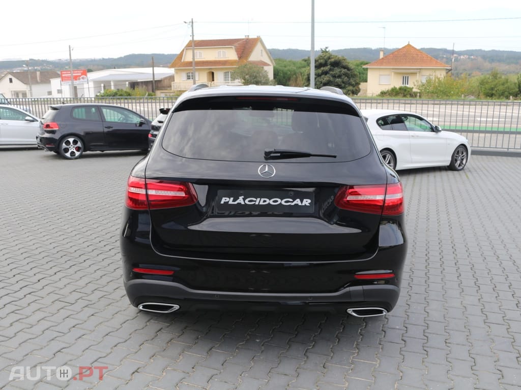 Mercedes-Benz GLC 220 D 4 Matic AMG Pack Night