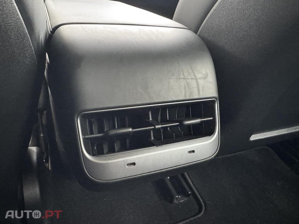 Tesla Model 3 Standard Range Plus RWD