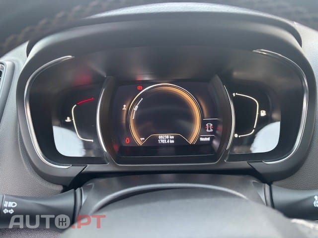 Renault Grand Scénic BLUE dCi 150 BLACK EDITION