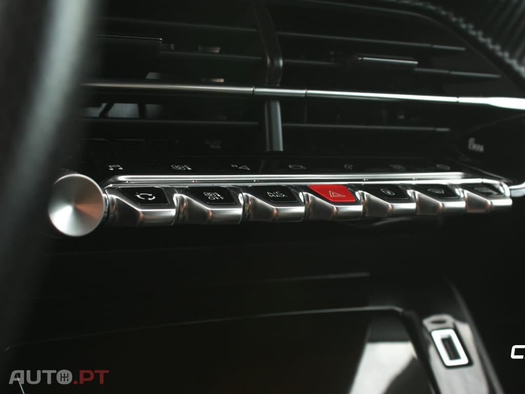 Peugeot 2008 1.5 BlueHDi GT Line EAT8