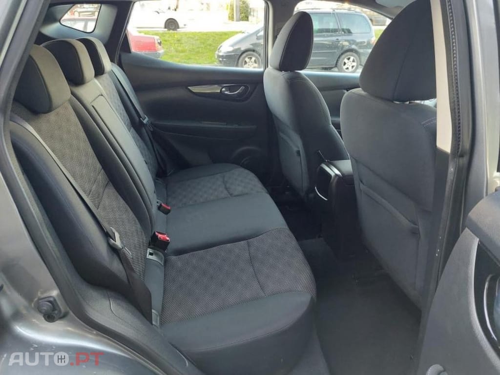 Nissan Qashqai 1.2 DIG-T N-Connecta 