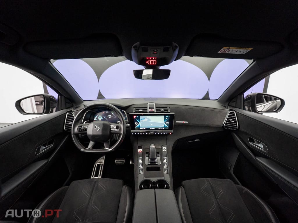 DS DS7 Crossback E-Tense Performance Line EAT8