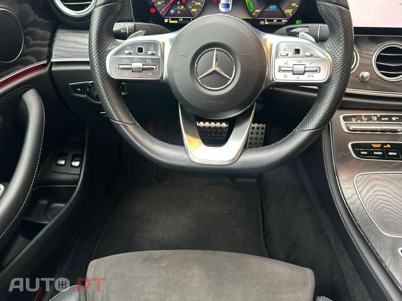 Mercedes-Benz E 300 e AMG Line